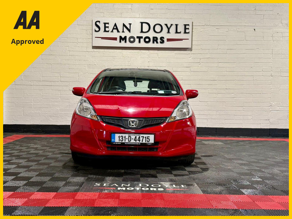 2013 Honda Jazz - image 3