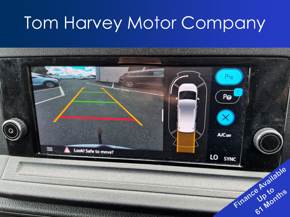 2023 Volkswagen Caddy - image 8