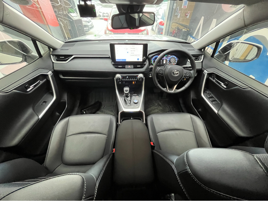 2024 Toyota Rav4 - image 15