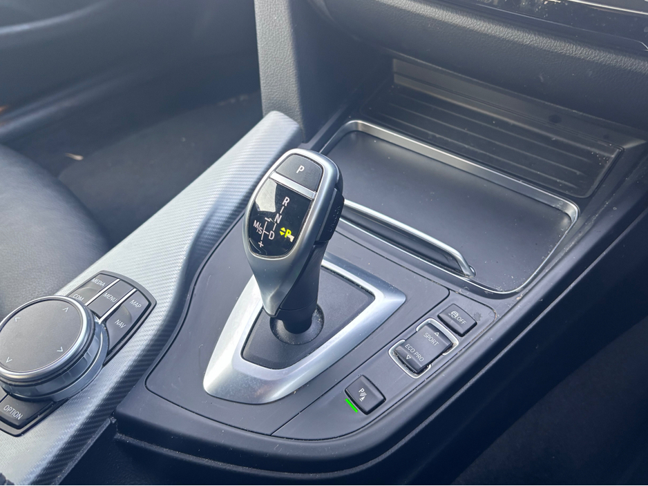 2020 BMW 4 Series - image 10