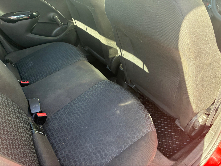 2015 Opel Corsa - image 10