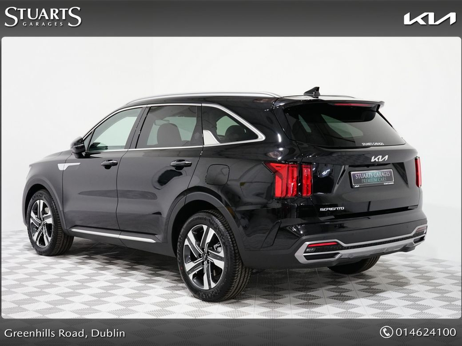 2024 Kia Sorento - image 2