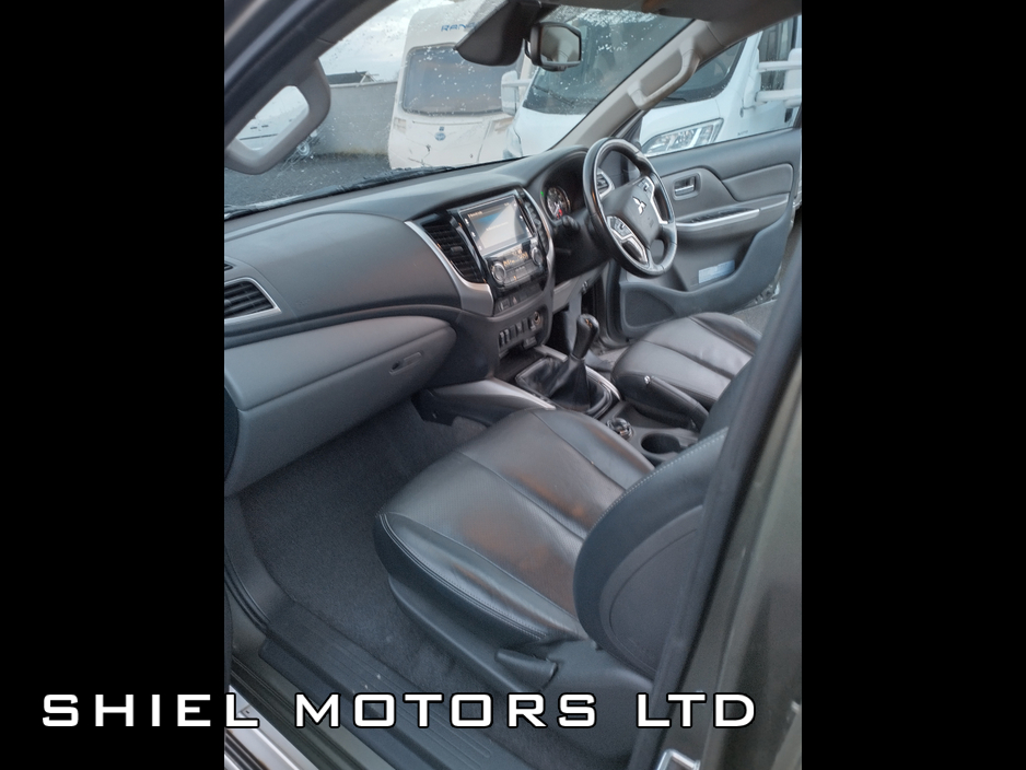 2020 Mitsubishi L200 CREW CAB PICK UP 4X4 MANUAL €25,750