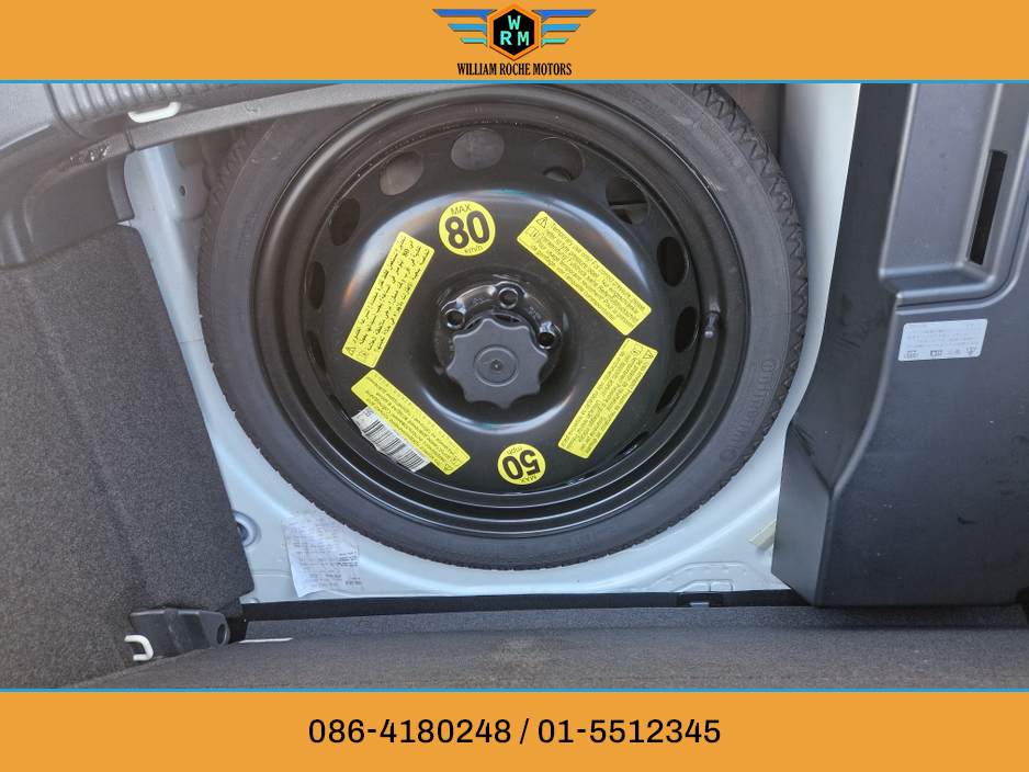 2012 Audi A1 - image 22