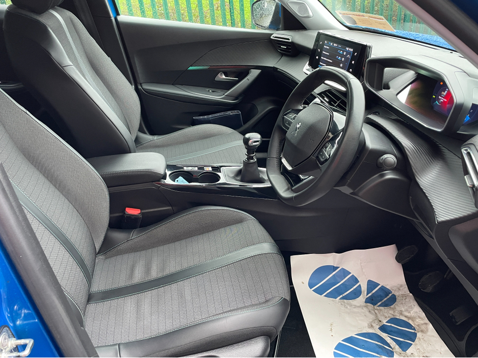 2021 Peugeot 2008 ALLURE 1.2 100 5DR LOW KMS. AS NEW! €17,995