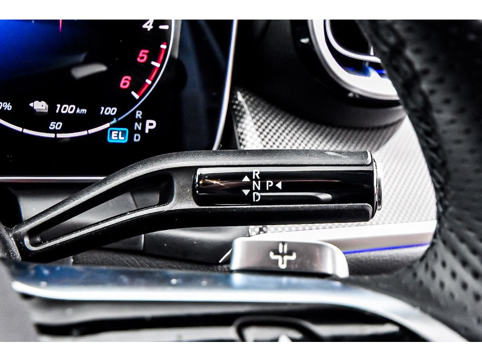 2025 Mercedes-Benz GLC Class - image 21