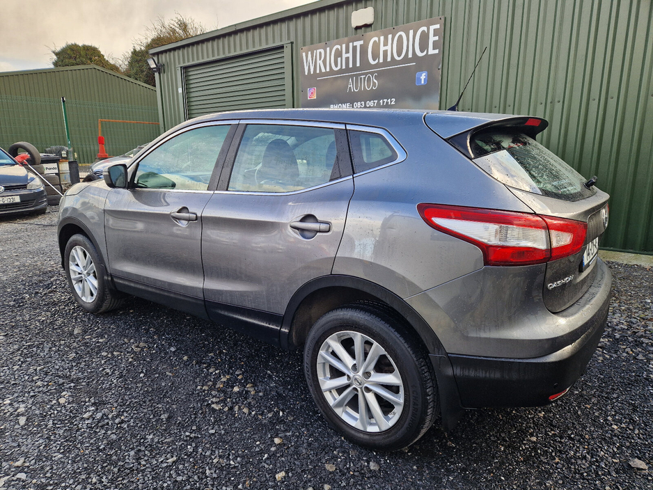 2014 Nissan Qashqai - image 8