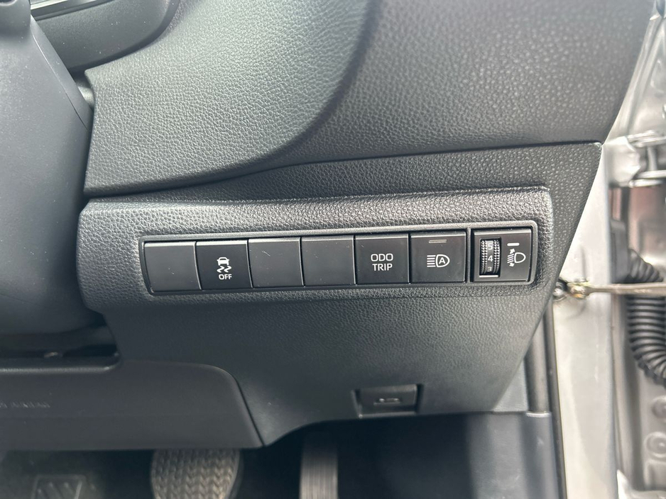 2023 Toyota Corolla - image 15