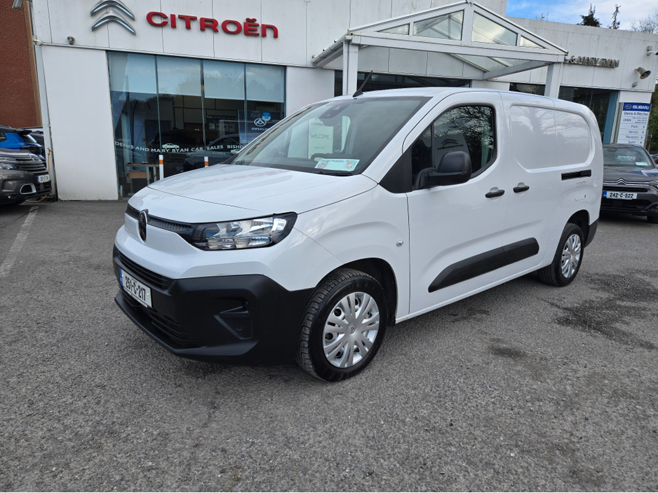 2025 Citroen Berlingo LX PLUS BLUEHDI 100 LWB 1.0T M €21,950