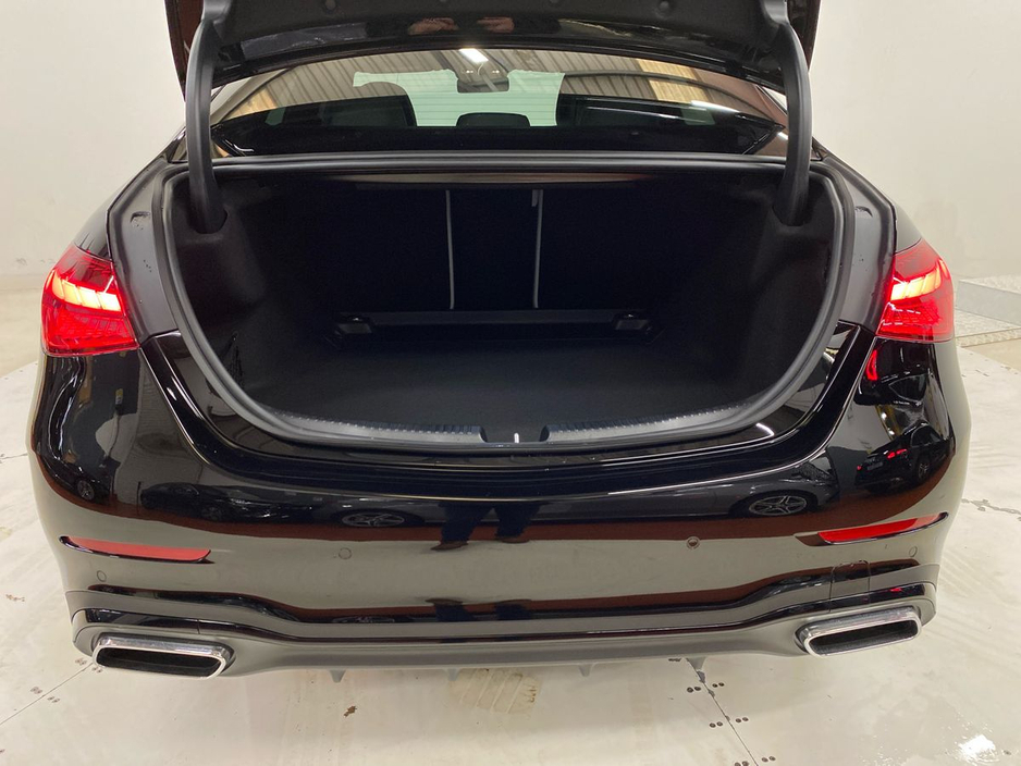 2026 Mercedes-Benz C Class C 200 d AMG LINE PLUS EDITION | Heated Seats, Memory Seat Package, Reversing Camera €64,127