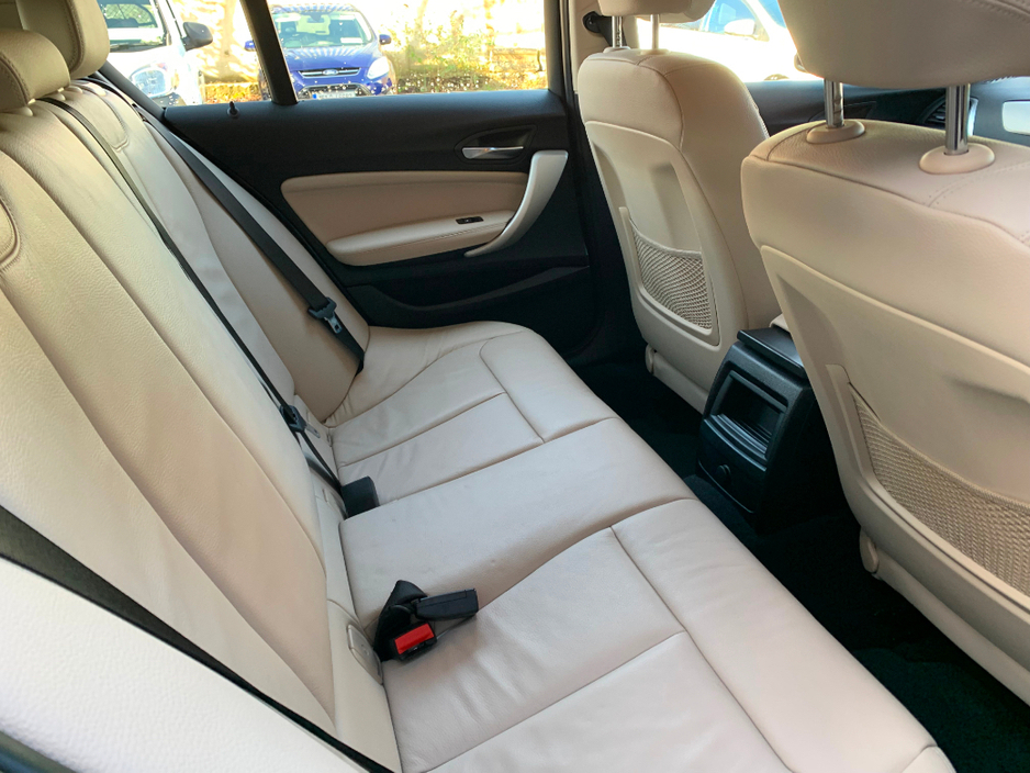 2018 BMW 1 Series 116D SE AUTOMATIC // GREAT CONDITION // FULL SERVICE HISTORY // LEATHER, SAT NAV AND PARKING SENSORS // €200 ROAD TAX //