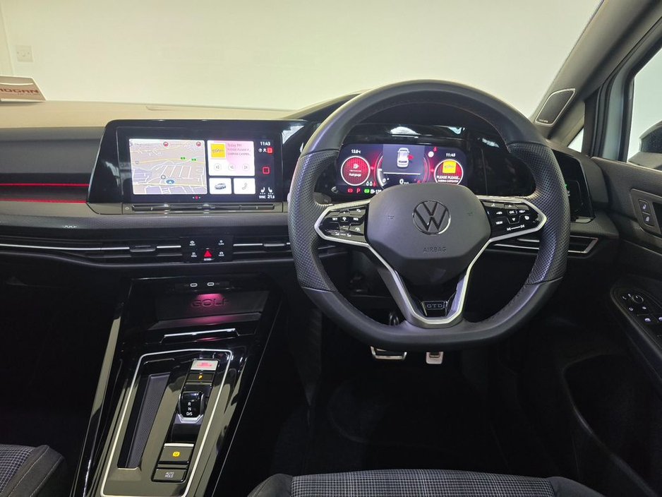 2024 Volkswagen Golf - image 7