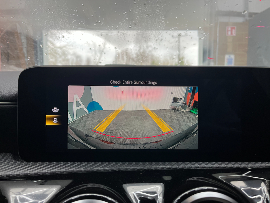 2021 Mercedes-Benz A Class 2021 MERCEDES-BENZ A180 SEDAN 1.4 AUTOMATIC / CRUISE CONTROL / REVERSE CAMERA / PADDLE SHIFTERS