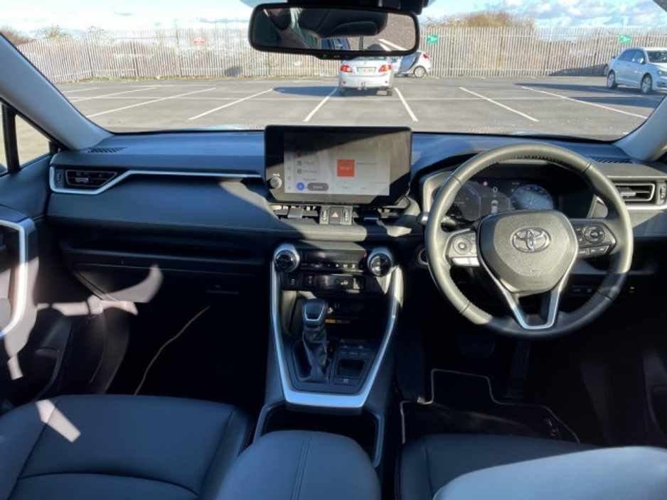 2024 Toyota Rav4 - Sol Edition - 2.5 Hybrid - Automatic - Leather Interior - 1 Previous Owner - Service History // Remote Central Locking // Front Electric Windows // Rear Electric Windows // Electric Mirrors // Heate €43,499