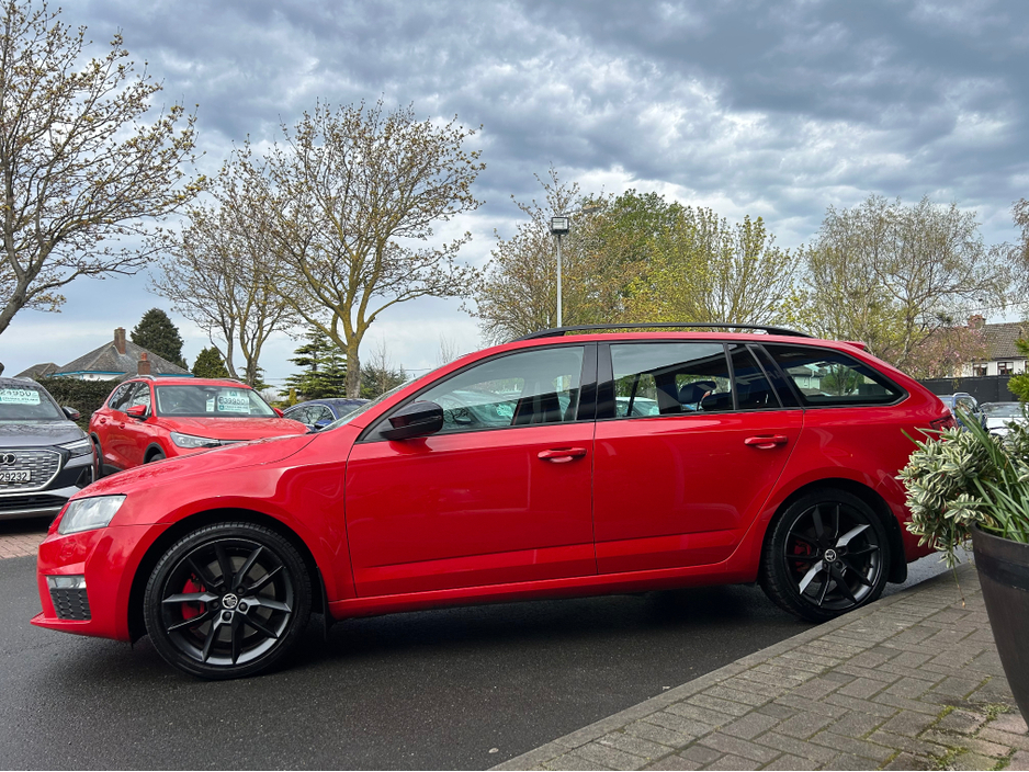2015 Skoda Octavia - image 7