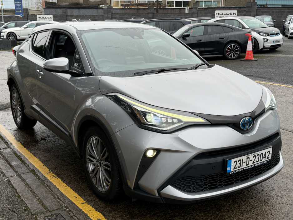 2023 Toyota C-HR HYBRID. .. #12 MONTH WARRANTY INCLUDED# .. FINANCE AVAILABLE €22,750