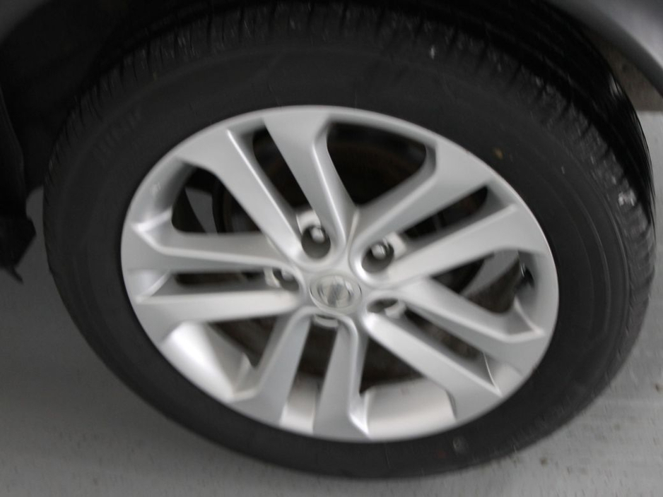 2014 Nissan Juke - image 27