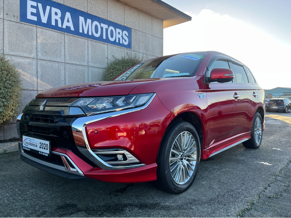 2020 Mitsubishi Outlander G 4WD HYBRID PLUG IN AUTOMATIC 2.4 PETROL //HIGH SPEC//LOW MILES//HALF LEATHER HEATED ELECTRIC SEATS//HEATED STEERING WHEEL// €24,950