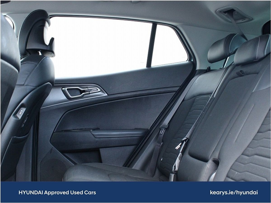 2022 Kia Sportage HALF LEATHER HEATED SEATS ONE OWNER FULL HISTORY €27,700