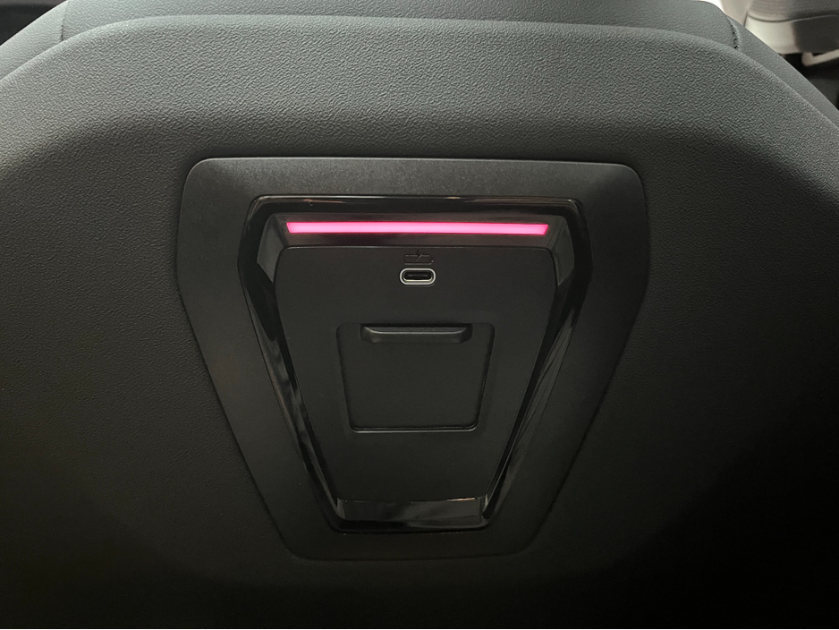 2024 BMW i5 2024 BMW I5 EDRIVE40 TOURING EXCELLENCE ELECTRIC AUTOMATIC / CRUISE CONTROL / 360° CAMERA / ELECTRIC MEMORY & HEATED SEATS / APPLE CARPLAY / PANORAMIC SUNROOF / PADDLE SHIFTERS / AMBIENT LIGHT