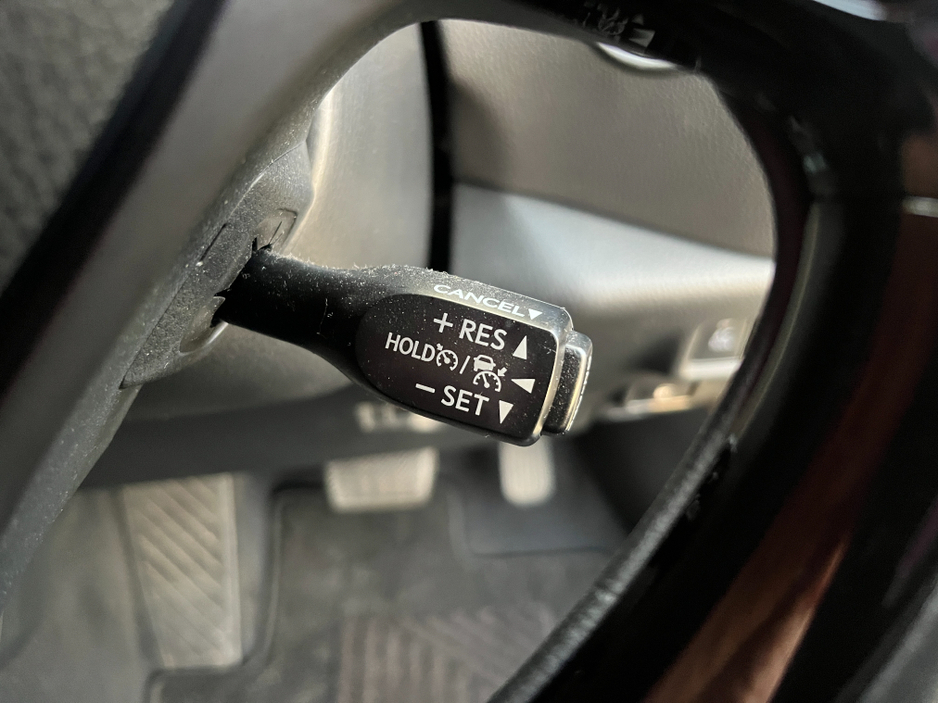 2023 Toyota C-HR SOL MODELLISTA AUTOMATIC HYBRID 1.8 PETROL //360 PARKING CAMERAS//ADAPTIVE CRUISE CONTROL//HALF LEATHER HEATED SEATS//KEYLESS ENTRY// €29,950