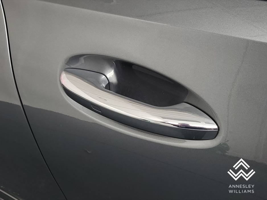 2025 Mercedes-Benz C Class - image 28