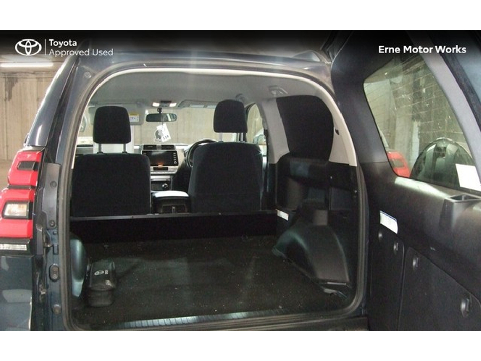 2022 Toyota Landcruiser LAND CRUISER SWB COMM 49995 €40,646