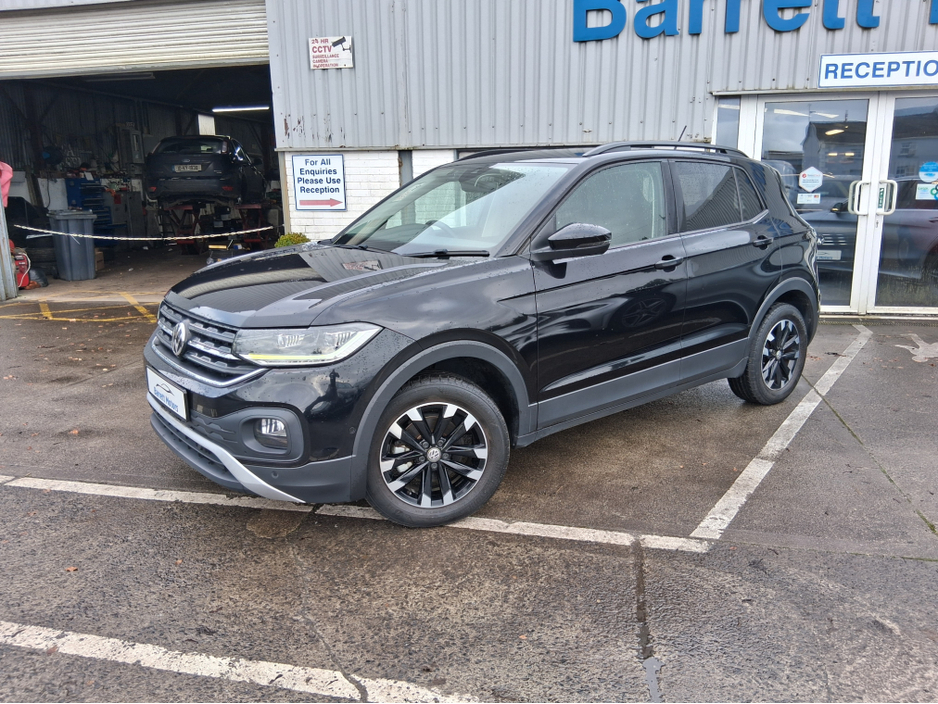 2020 Volkswagen T-Cross Life SPORT €18,995