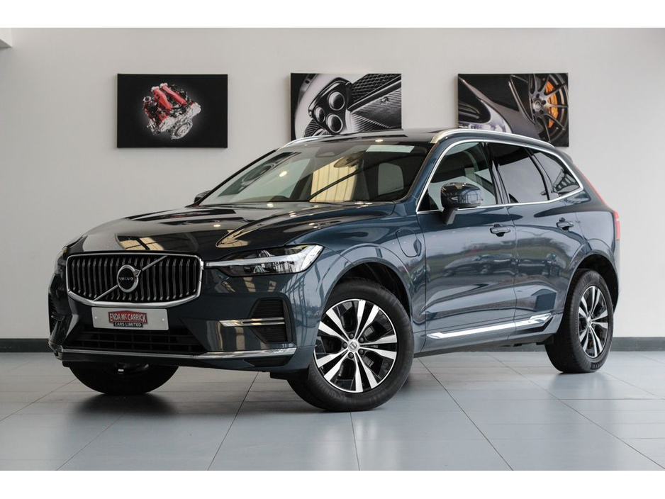 2021 Volvo XC60 T6 Inscription Expression €38,899