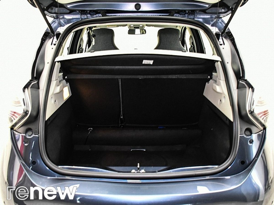 2022 Renault Zoe - image 12