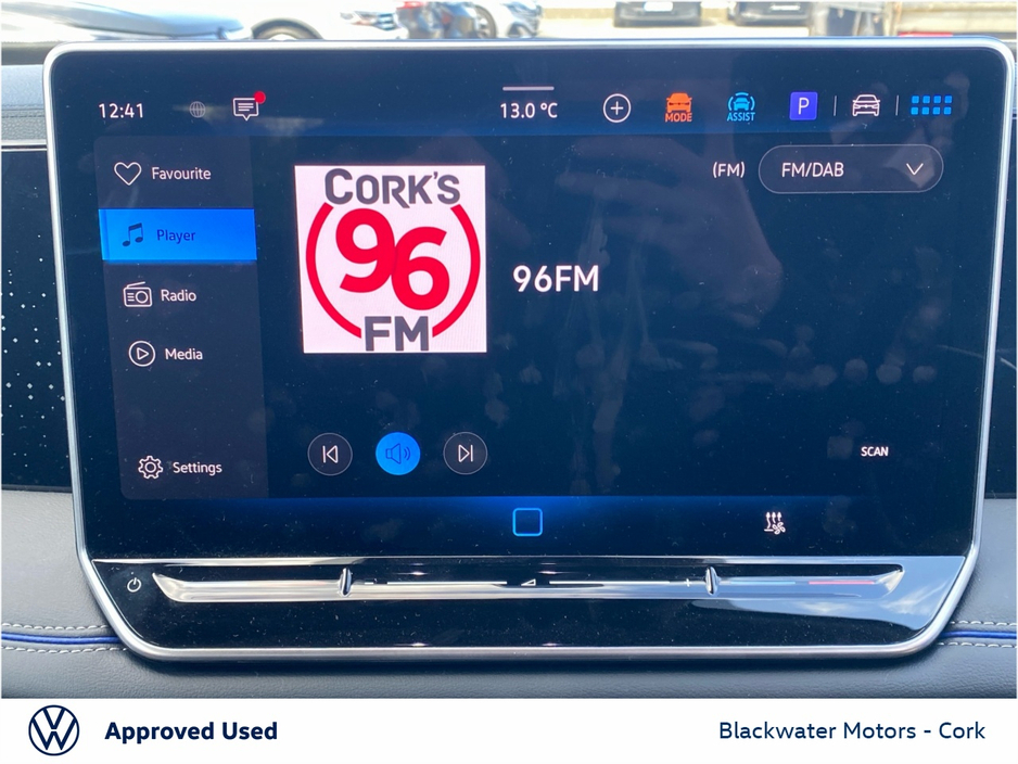 2025 Volkswagen Tiguan - image 16