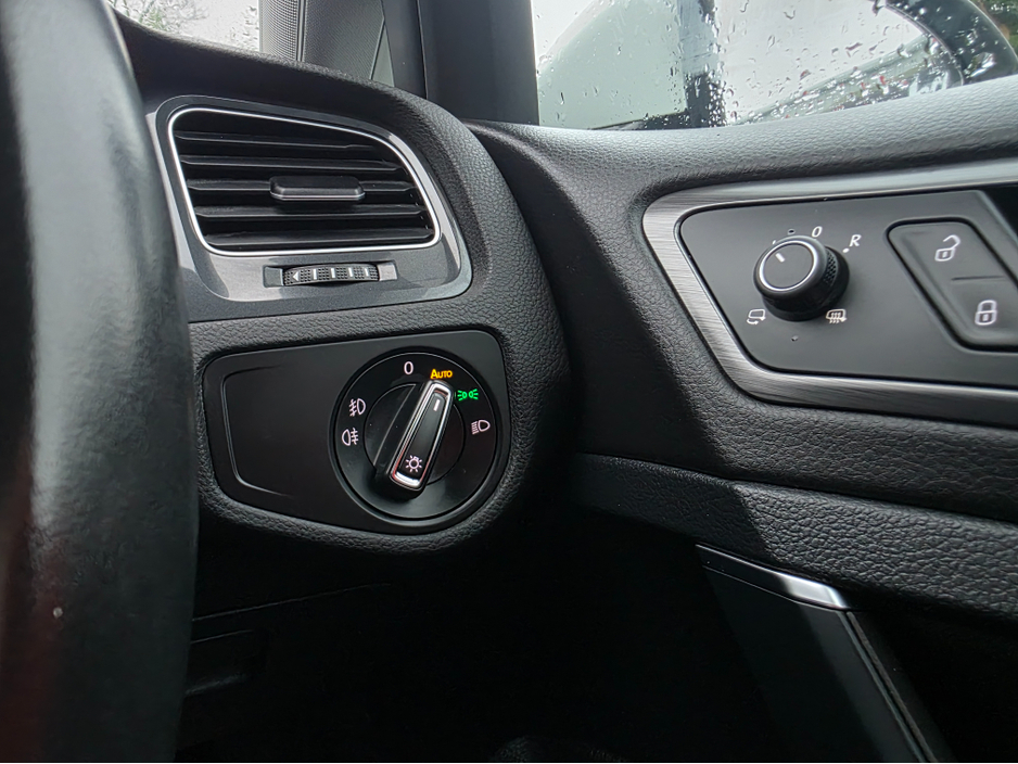 2017 Volkswagen Golf ( 172 REG 1.2 TSI NAVIGATION  ANDROID AUTO CARPLAY SIMI DEALER LOW TAX BAND €16,950