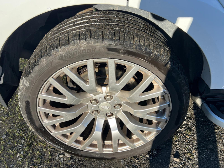 2015 Land Rover Discovery  €19,995