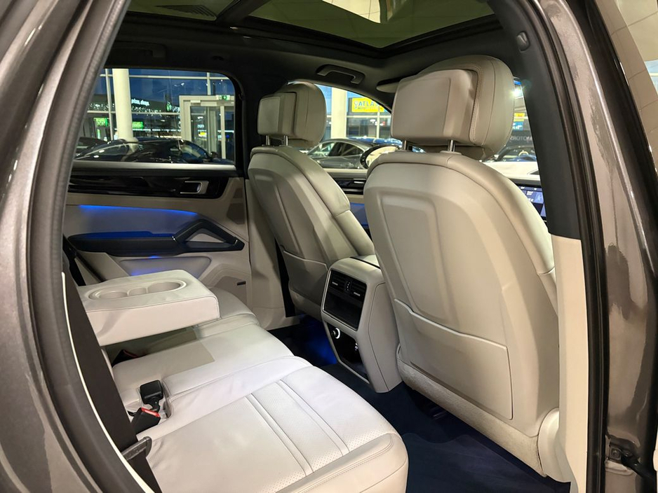 2020 Porsche Cayenne 3.0 V6 E-HYBRID=HUGE SPEC//PAN ROOF//201 D REG=TAILORED FINANCE PACKAGES INCL PCP AVAILABLE=TRADE IN'S WELCOME €59,995