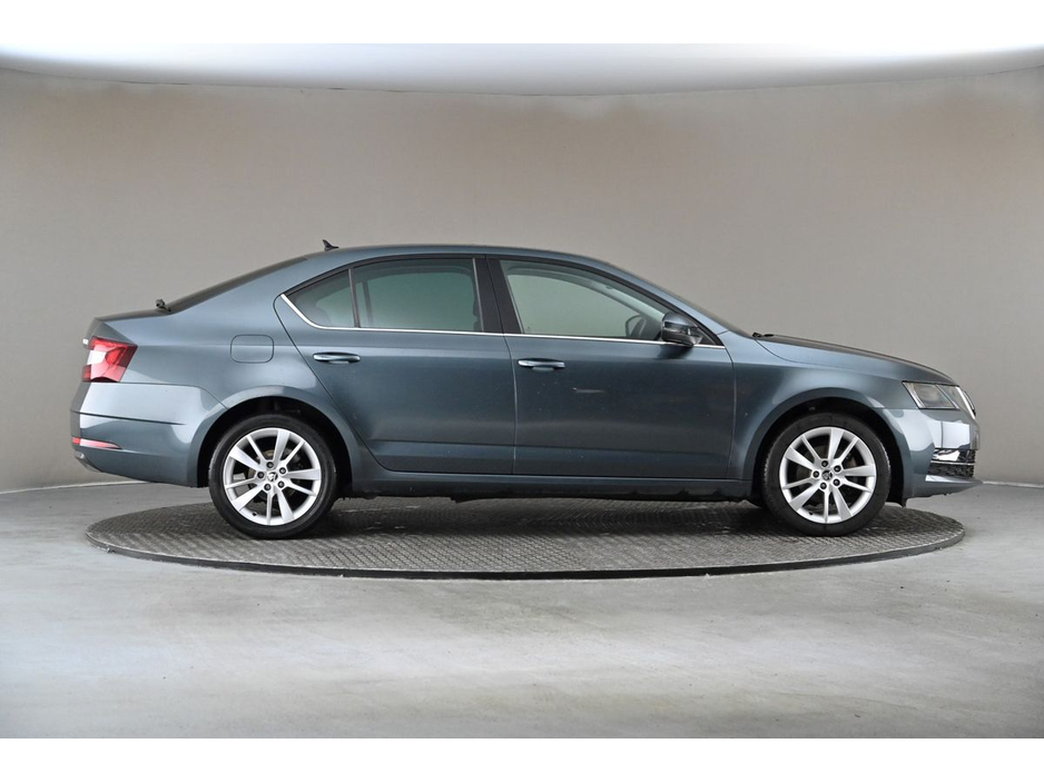 2021 Skoda Octavia 1.0TSI STYLE 115BHP 6SPD *SAT NAV*CARPLAY*ANDROID AUTO*REVESE CAM* €23,890