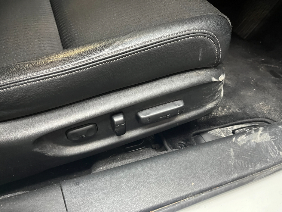 2017 Honda Accord - image 12