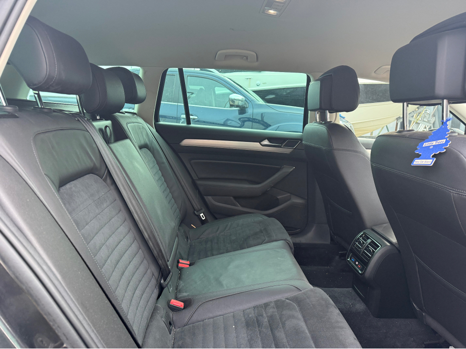 2018 Volkswagen Passat HIGHLINE 1.6 TDI MANUAL 6SPEED FWD 120 120HP 5DR €17,950