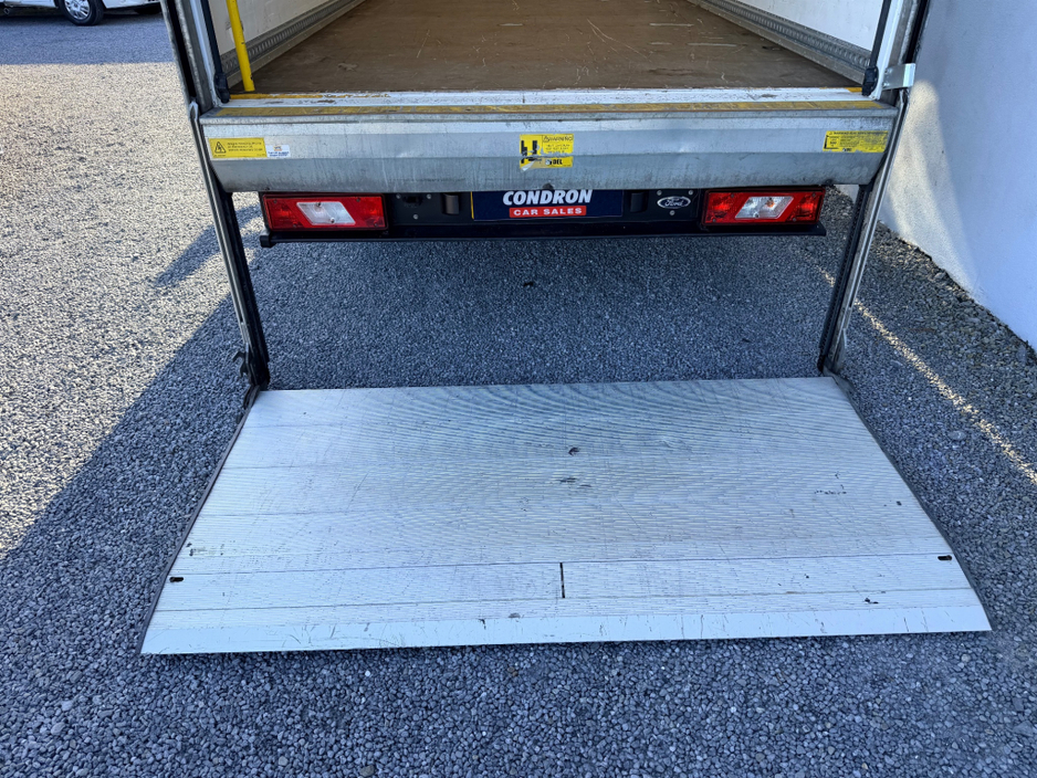 2023 Ford Transit - image 10