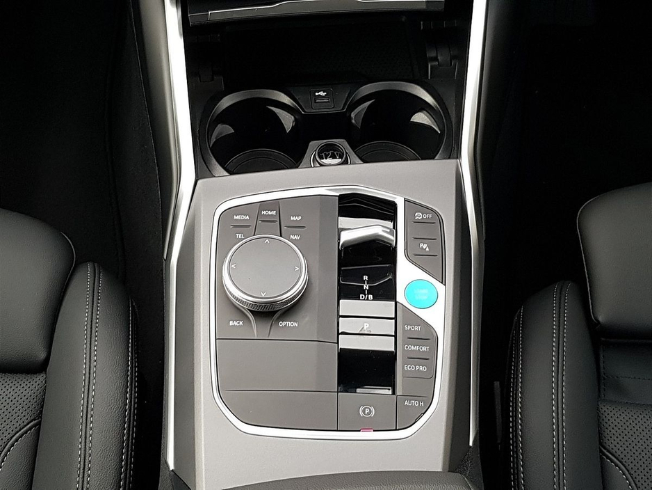 2025 BMW i4 eDrive35 Sport €49,995