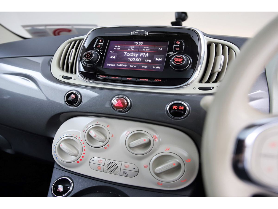 2017 Fiat 500 - image 21