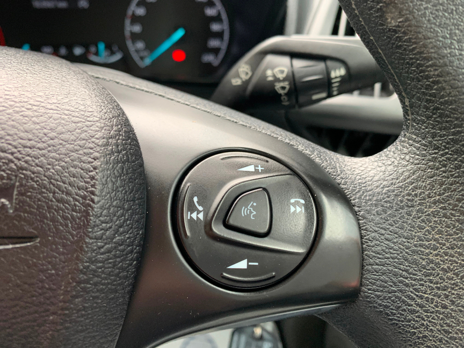 2021 Ford Transit Connect - image 23