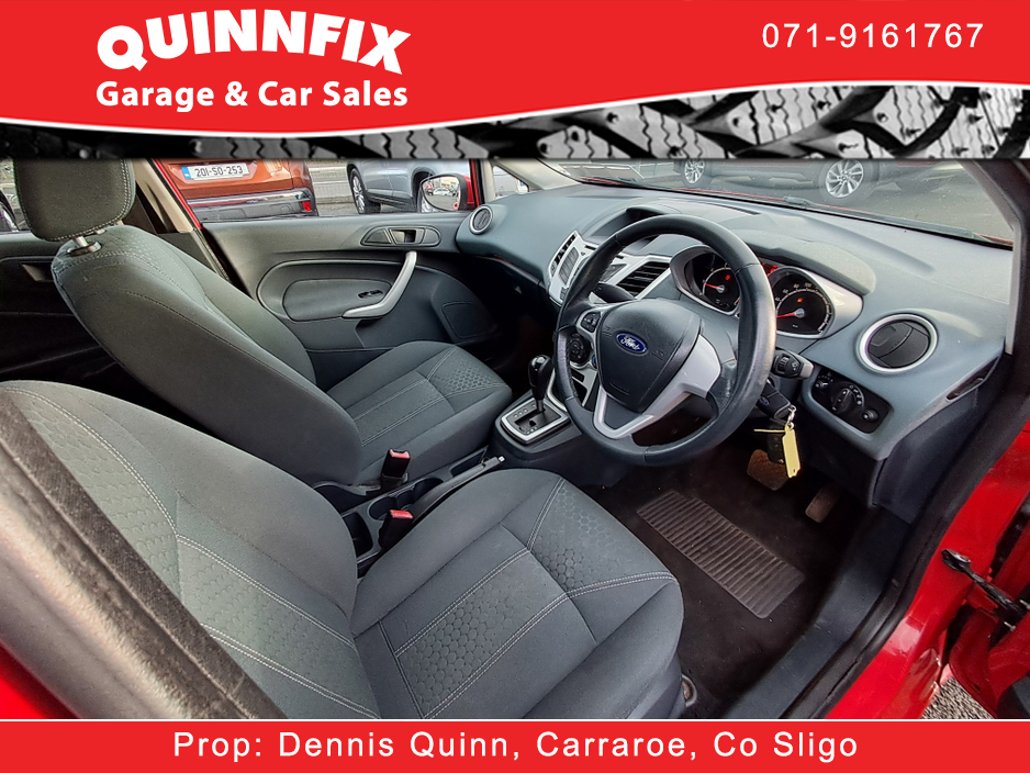 2011 Ford Fiesta - image 9