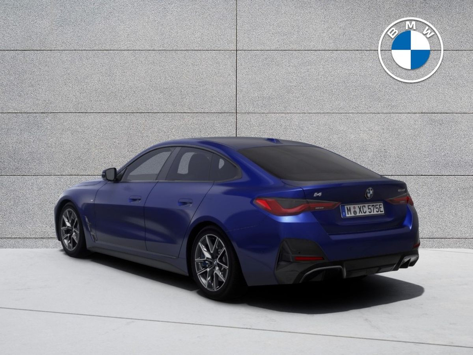 2026 BMW i4 - image 2