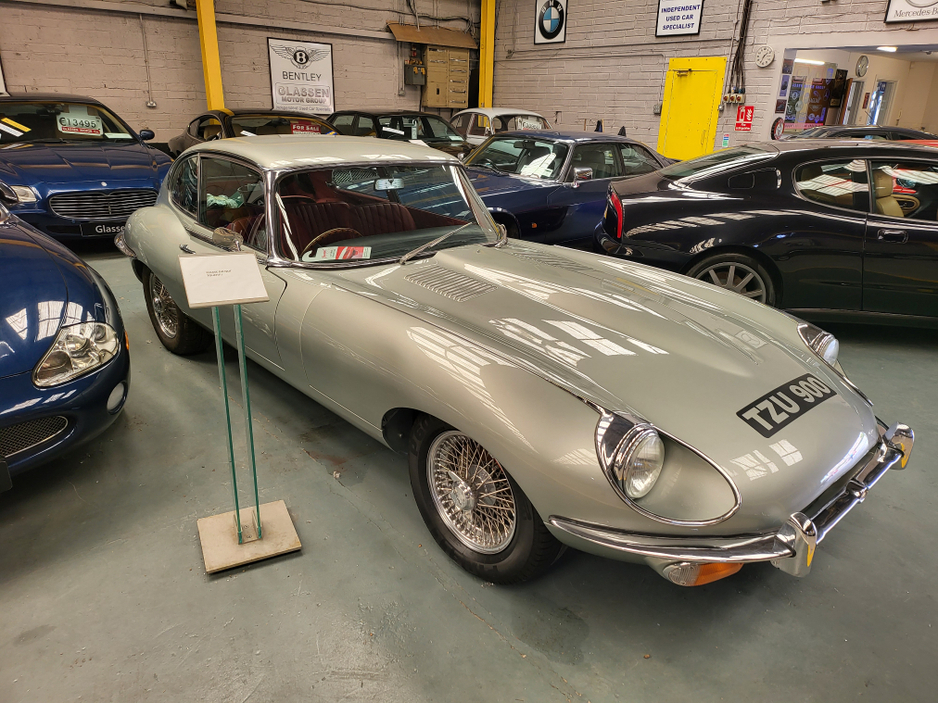 1968 Jaguar E-Type - image 7