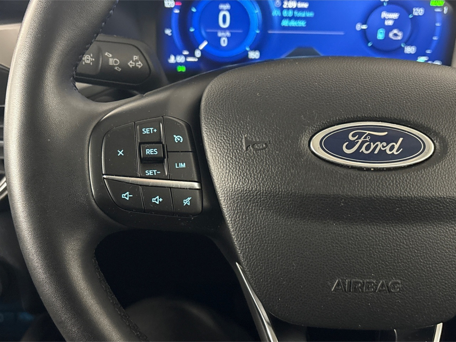 2023 Ford Kuga TITANIUM 2.5 PHEV**DIGITAL DASH**MULTIFUNCTIONAL STEERING WHEEL**DUAL CLIMATE CONTROL**BLUETOOTH**TOUCH SCREEN MEDIA DISPLAY**NAVIGATION**BLACK CLOTH INTERIOR**FINANCE AVAILABLE** €24,995