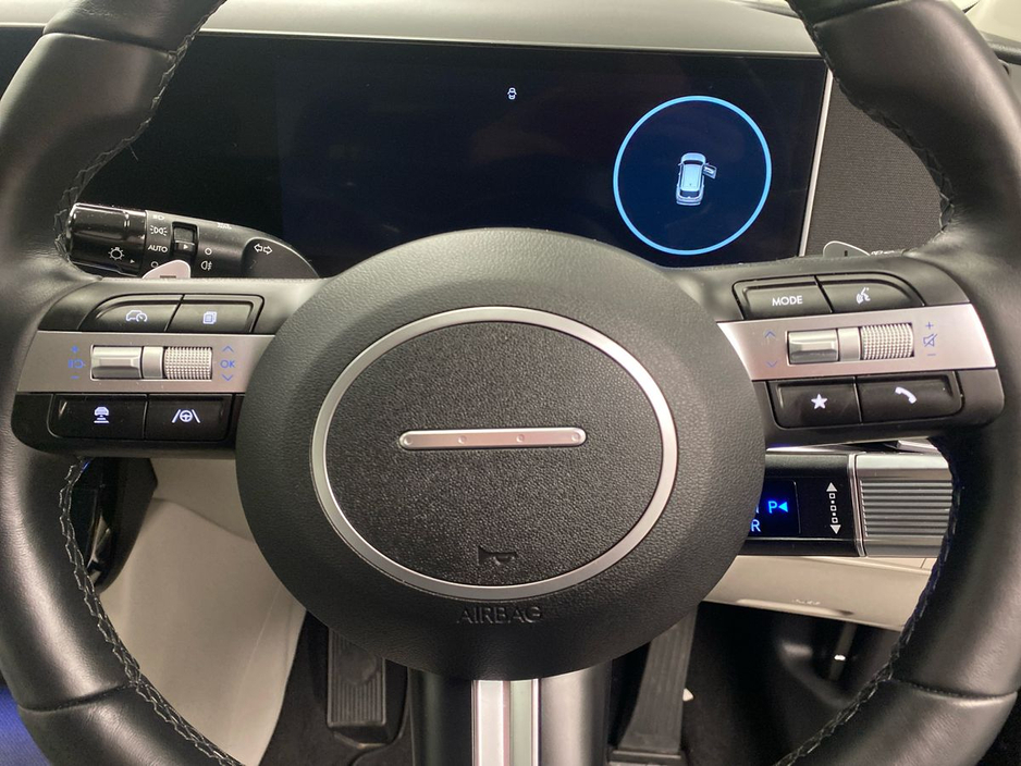 2025 Hyundai Tucson - image 17