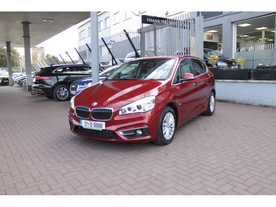 2017 BMW 2 Series Active Tourer - image 8