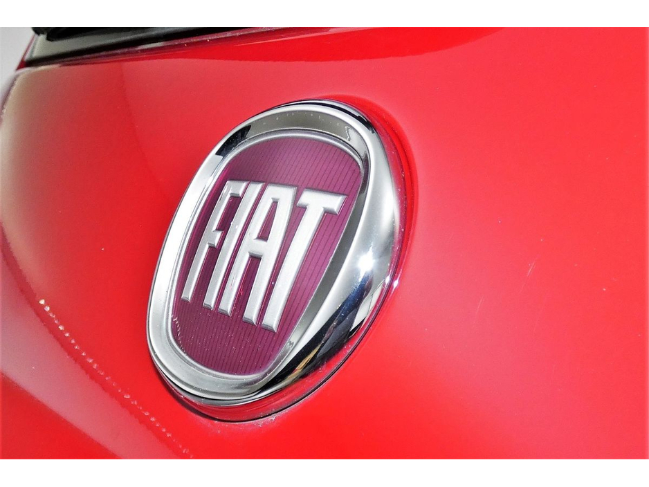 2017 Fiat 500 - image 28