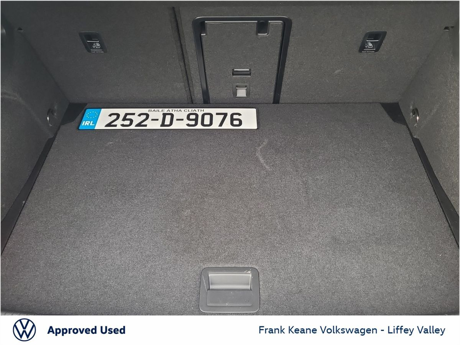 2025 Volkswagen Golf EDITION 75 AUTO 1.5 116BHP *GRENADILA BLACK* *PRIVACY GLASS* *REAR VIEW CAMERA* *PCP FINANCE AVAILABLE* €35,995