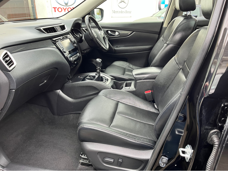 2017 Nissan X-Trail - image 15